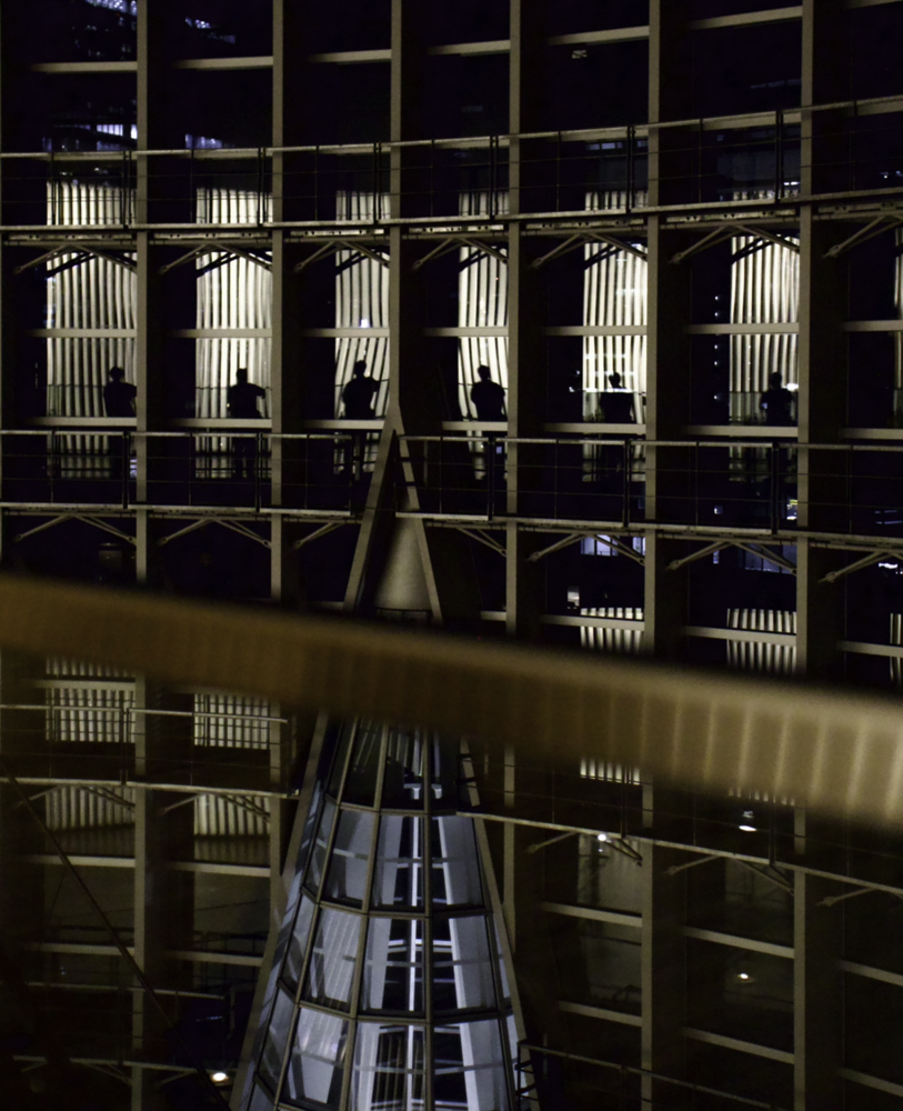 グランプリ「影たちの会話」小林 愛実 様(神奈川県)